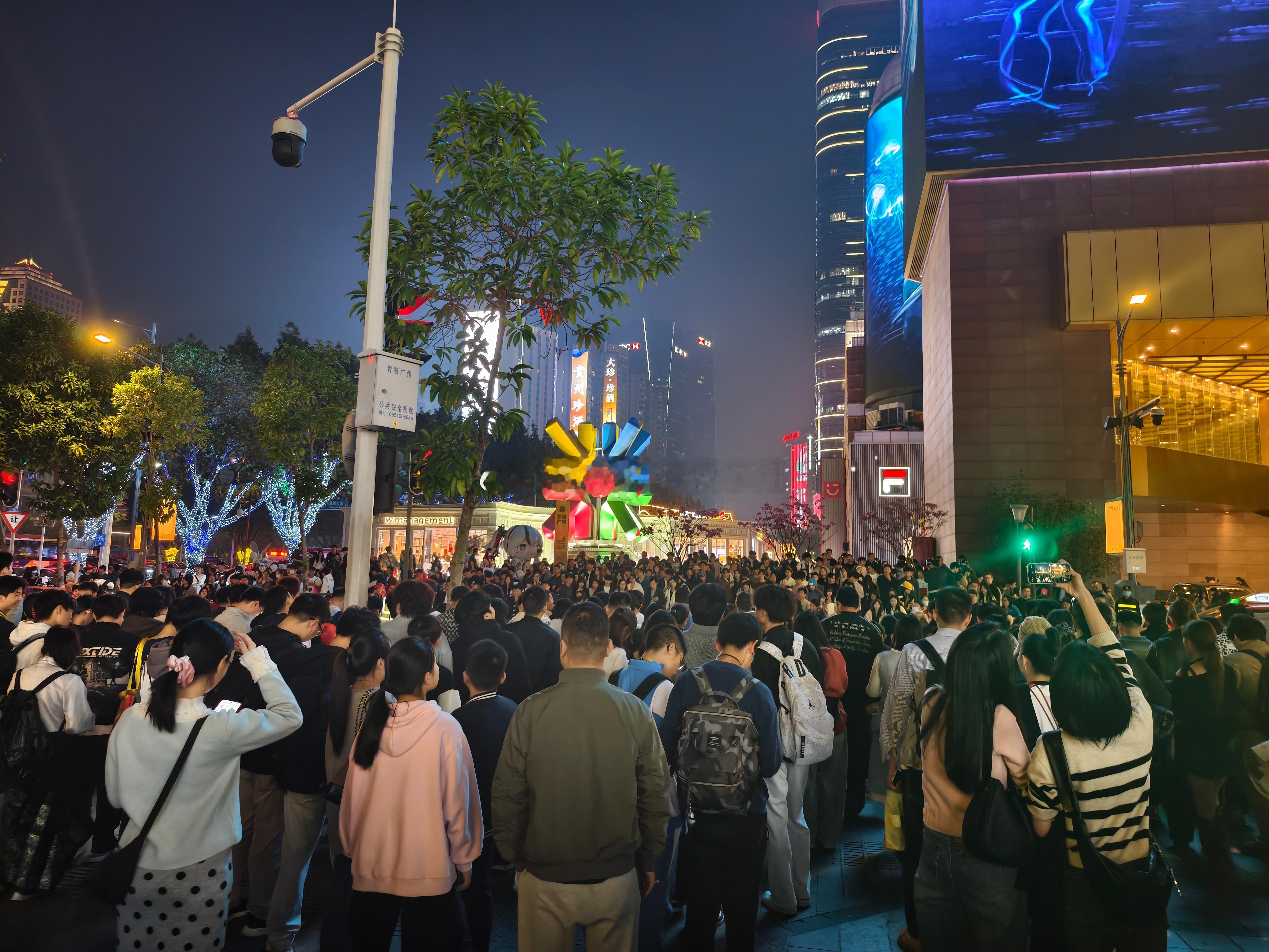 全世界的人都来广州了咩 广州