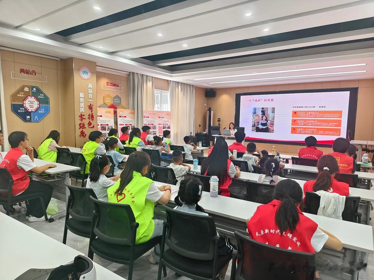 万柏林区下元街道迎泽桥西社区：七彩课堂开启青少年暑期幸福圈

暑期以来，万柏林区