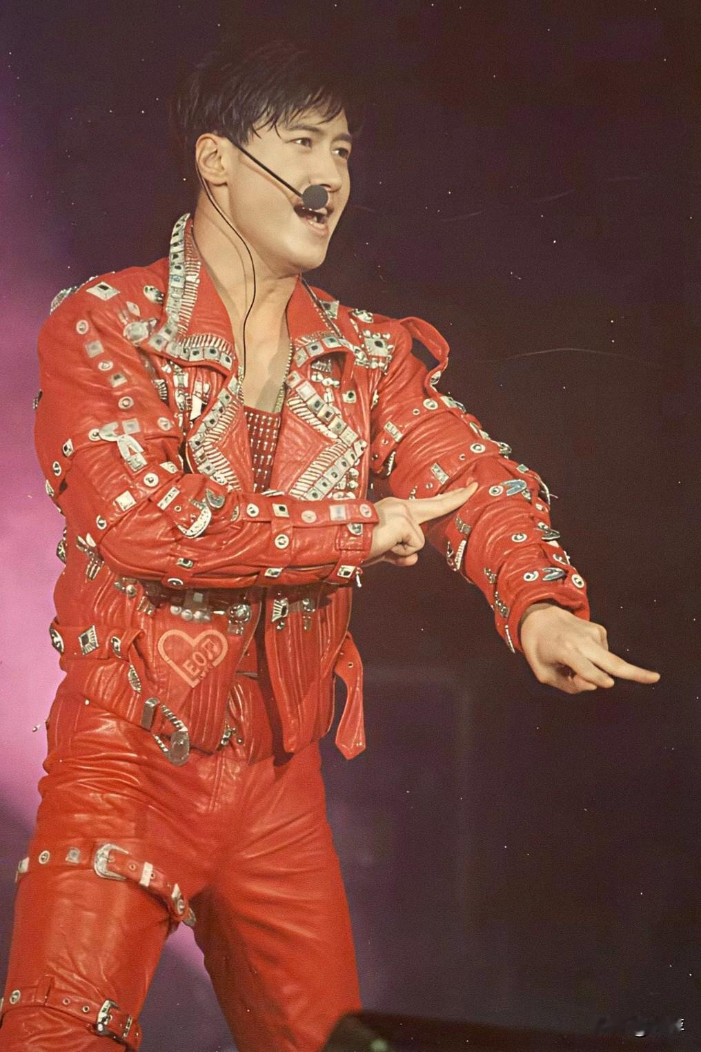 黎明.当年演唱会劲歌热舞太精彩