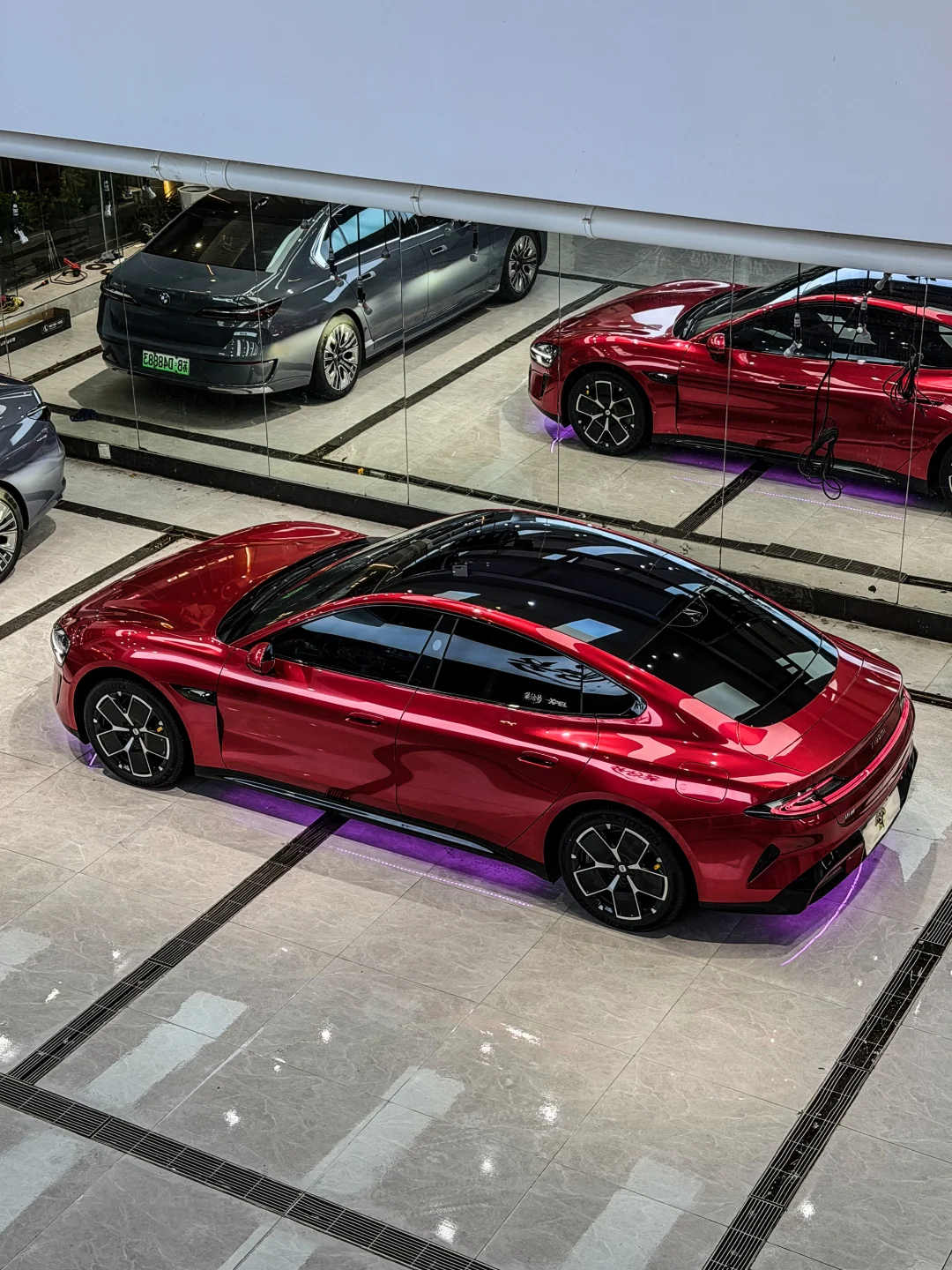 雷霆小米SU7，来自破晓时刻的霞光！