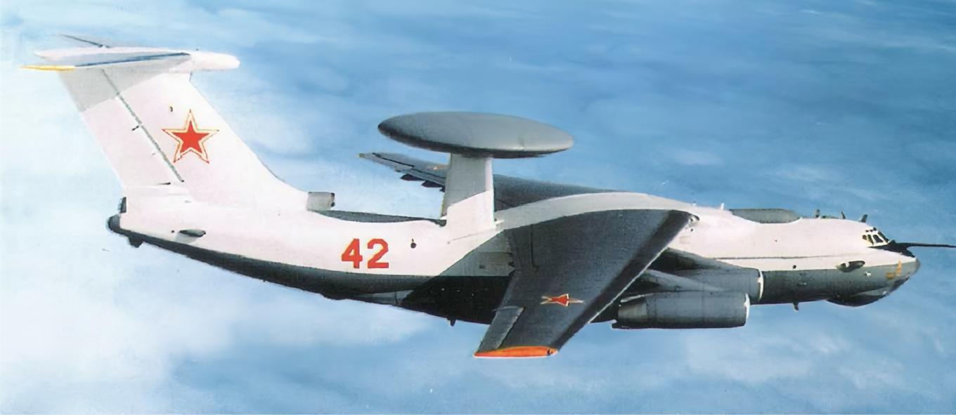 每天认识一件兵器 俄罗斯A-50“支柱”预警机A-50是以IL-76喷气式运输机