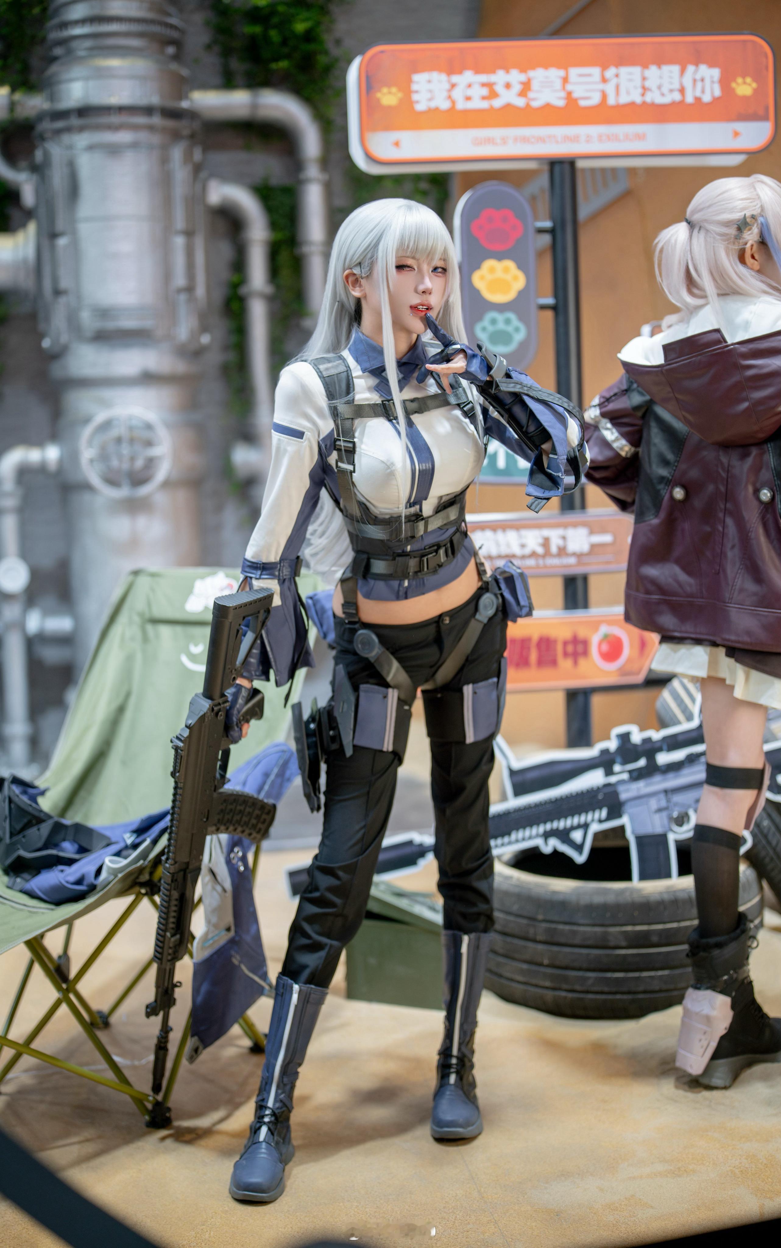 BW-少女前线2官方展台Ak12存图 