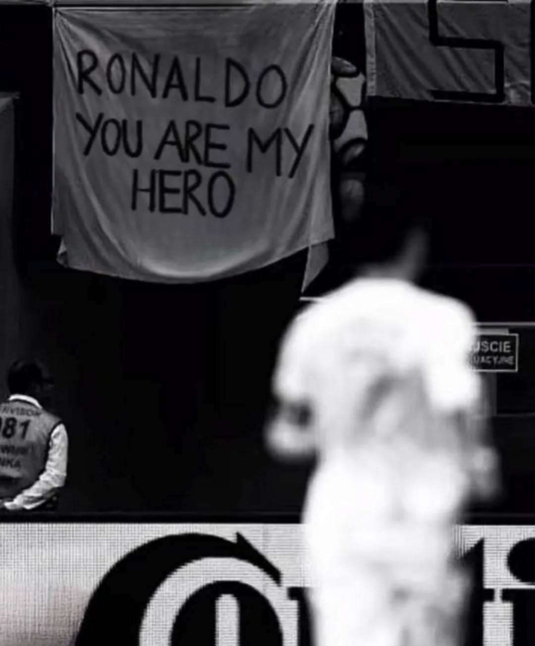 C罗[超话]  c罗 MY HERO 