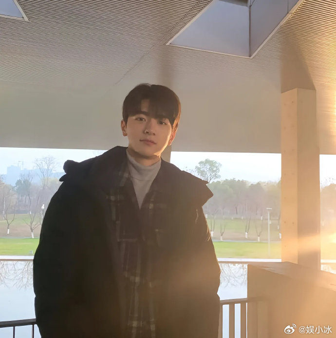 #这视角的林一好强的男友感#林一这腿是真的吗，感觉腿长有两米，宽肩窄腰，大长腿，