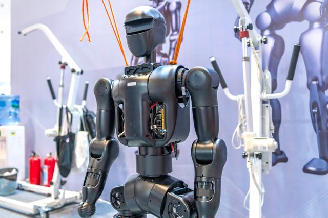 万亿市场催生新专业：7所顶尖高校联手布局具身智能

近日，教育部公示显示，北京航