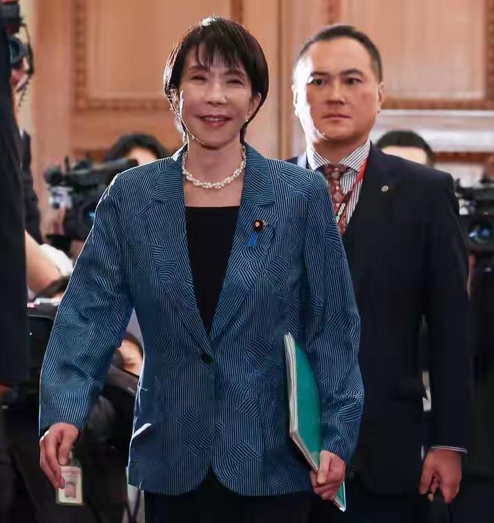 难产，日本终于诞生首位女首相高市早苗，可不是什么祥兆…
日本新任首相 高木早苗 