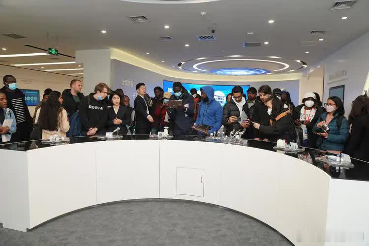 中国要时刻做好战争准备，中国的下场战争不是印度、菲律宾、越南、台海，而是日本，为