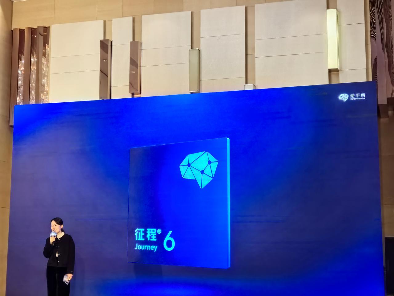 5大汽车工业区：中美欧日韩

只有中国、美国拥有高算力的ADAS和座舱芯片，欧日