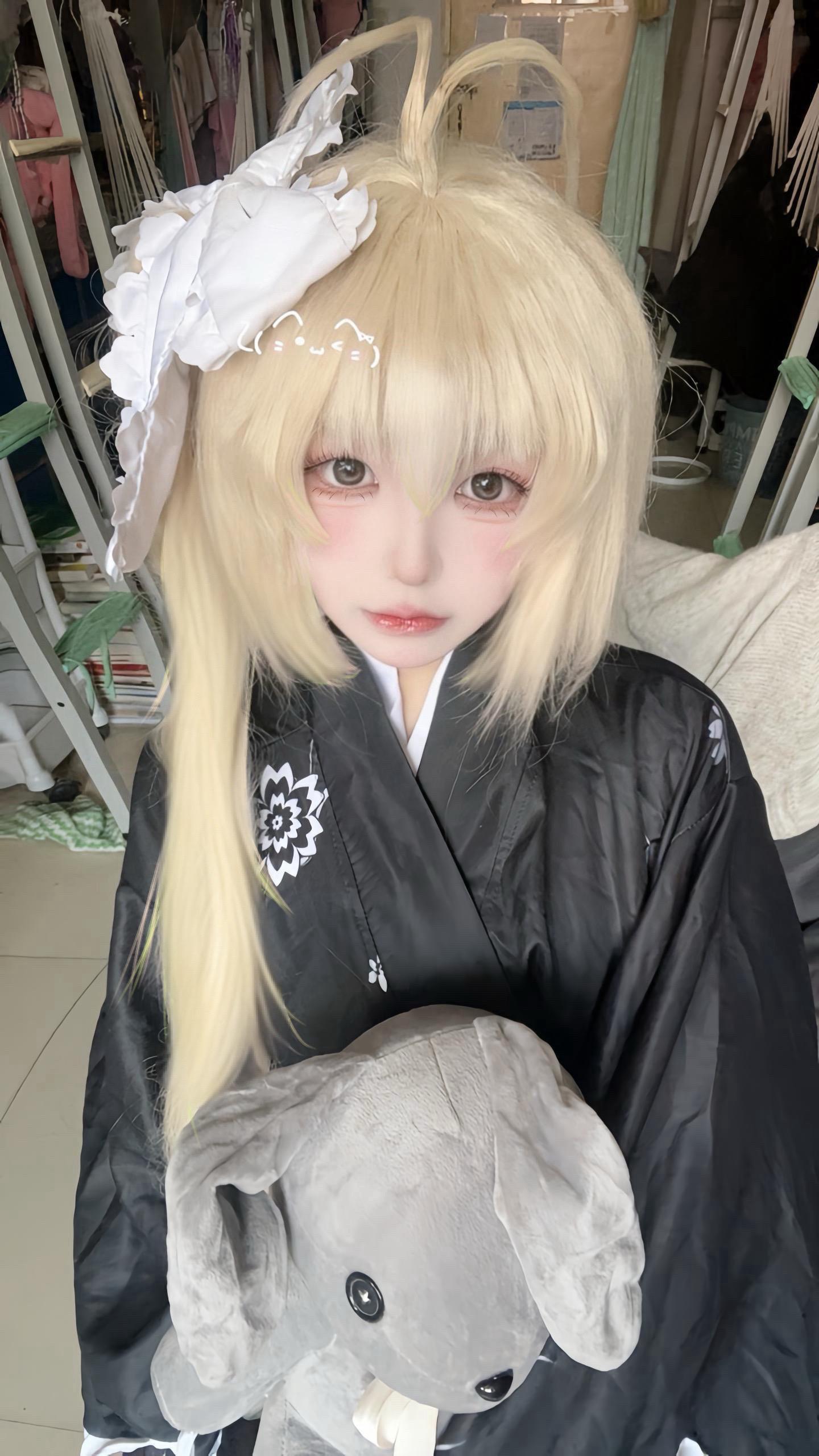 春日野穹