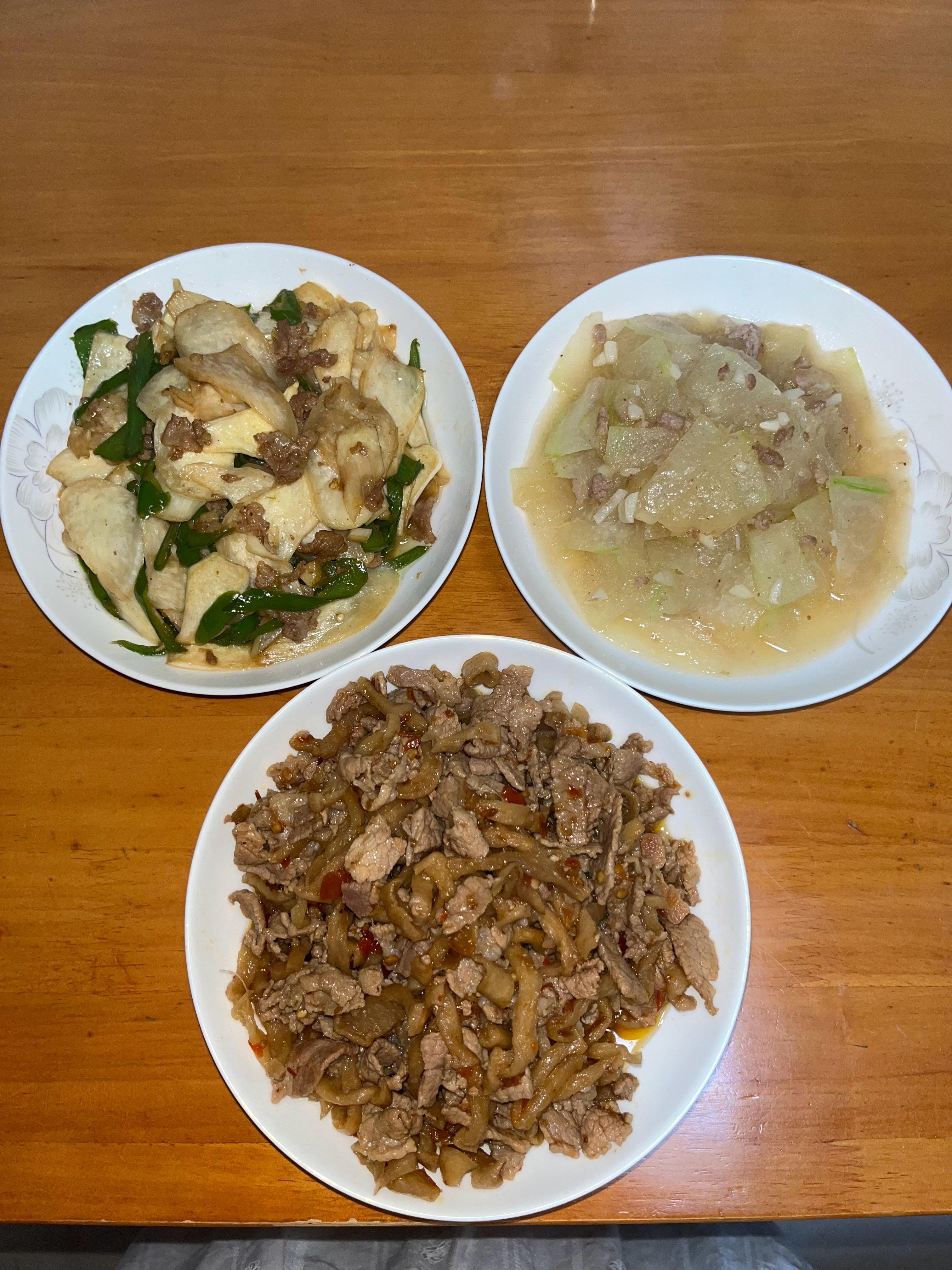 我将永远拥护这个辣椒萝卜炒肉（家乡菜