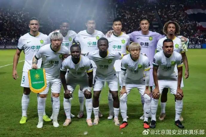 前两年中超在亚冠啥成色，大家都清楚——跨赛季15场不胜，技术积分都快被柬埔寨追上