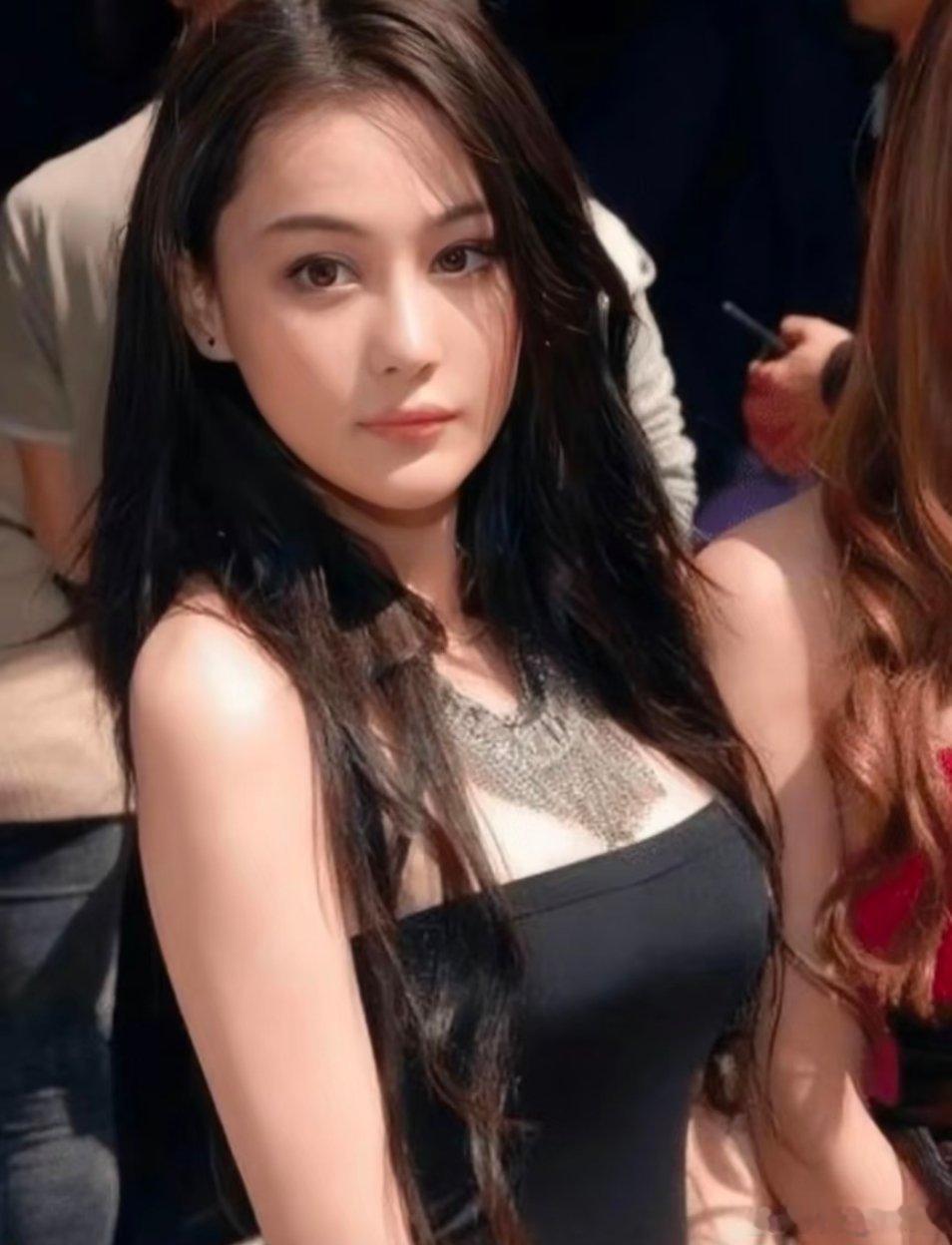 张馨予才是真正的脸在江山在内娱有几个这样美的 