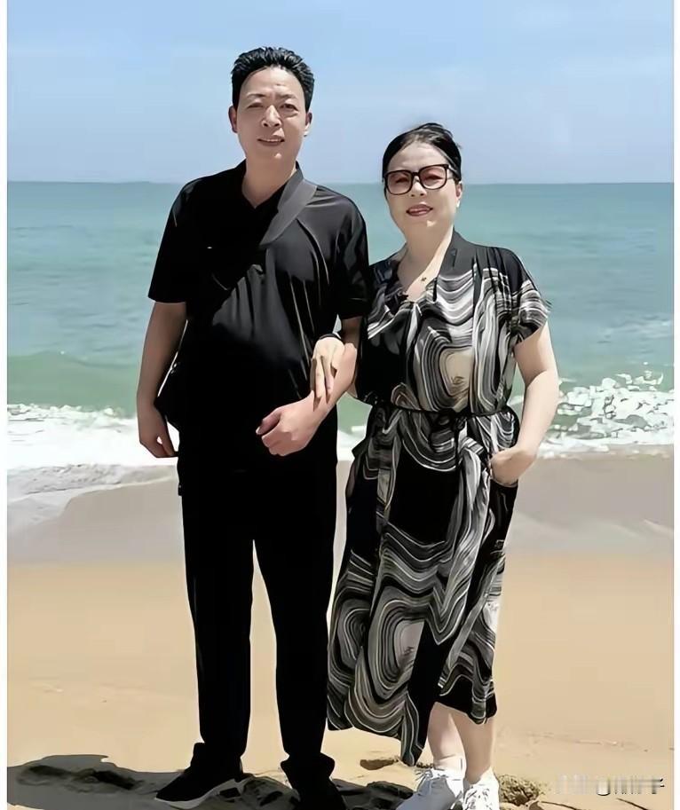 人非草木孰能无情 郭威给养父送终 许敏和姚爸气坏了吧！这个逆子真是太过分了，其实