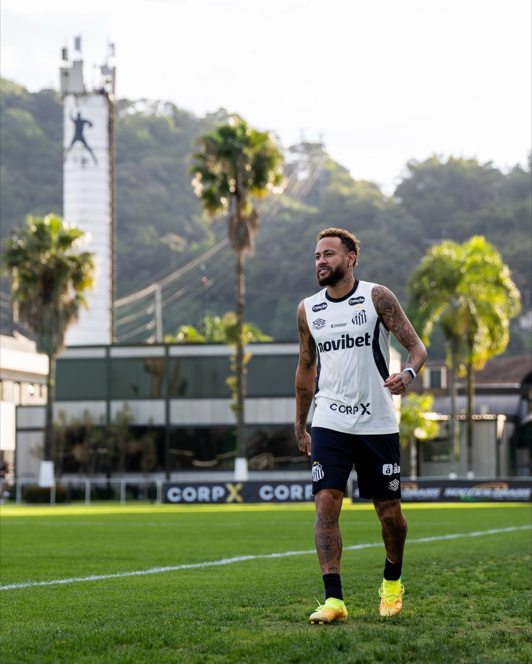 neymar 官网更新训练内马尔