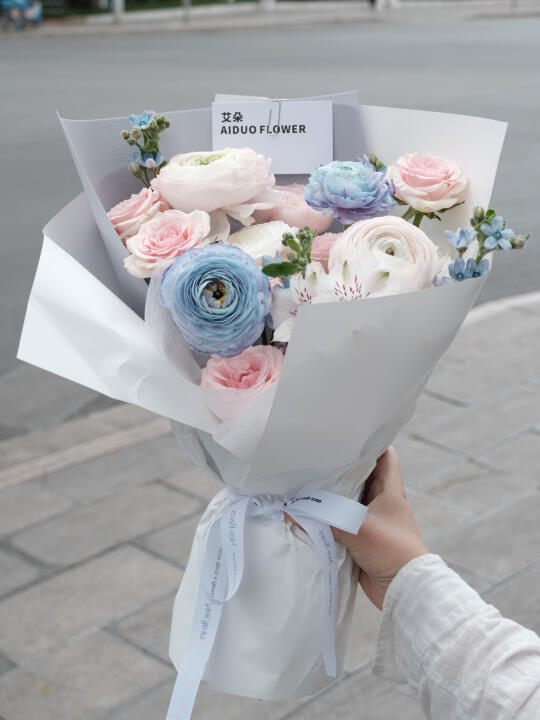 带上一束花💐跑进昆明的春天吧！