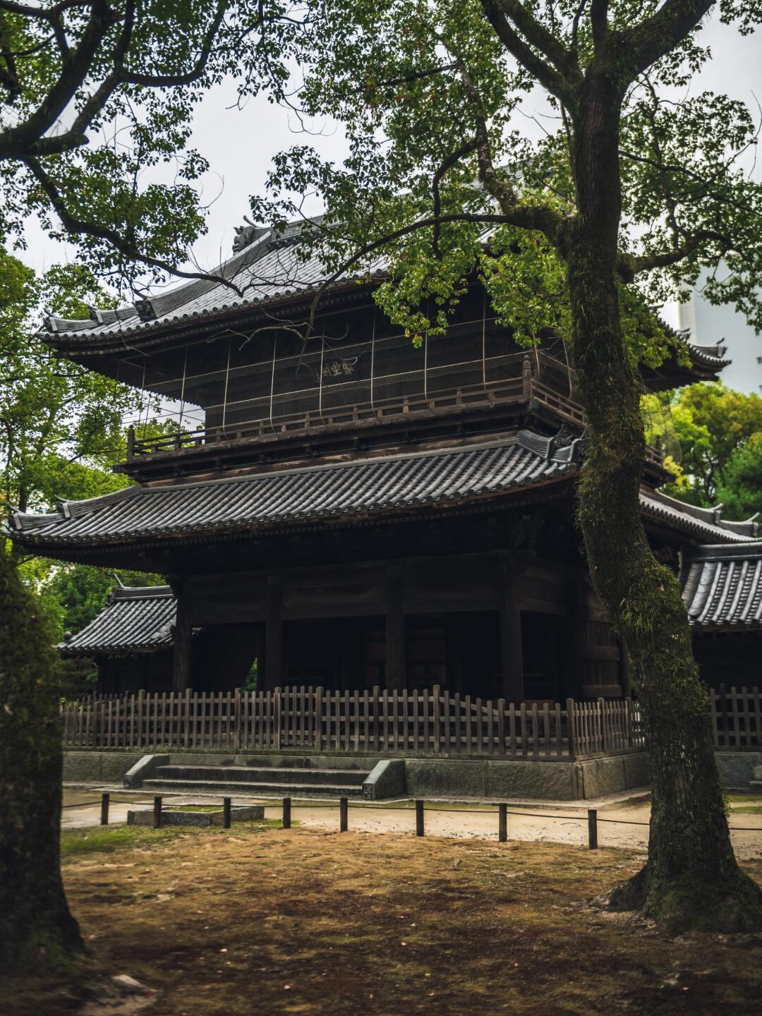 穿越时空之门，我找到了1195年的南宋古寺