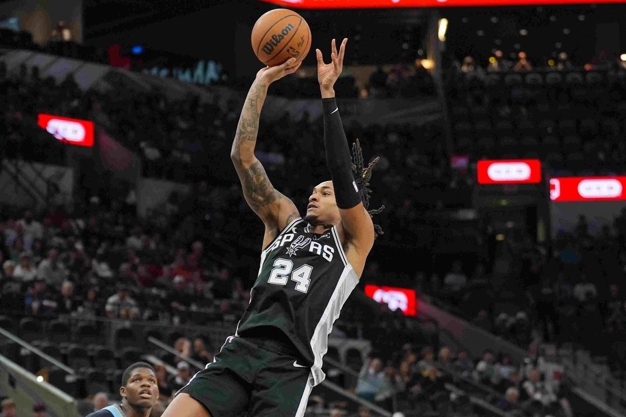 西北望体育：神奇！掘金不敌马刺，无缘NBA杯8强！ 这场比赛，双方都是2胜1..