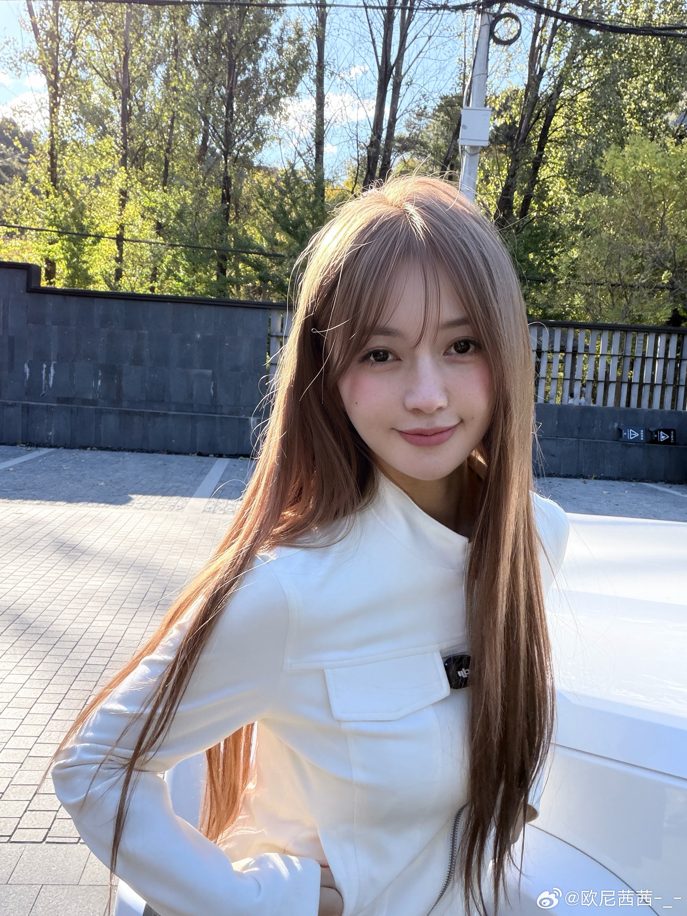 保持黄毛欧尼茜茜  ​​​