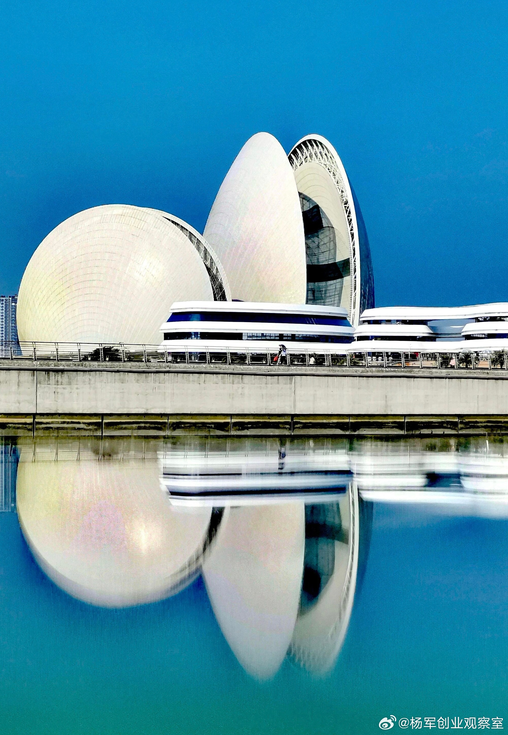 数智化时代，财务尽调与风险监测正被AI重新定义。三个关键场景，供创业者和投资人参