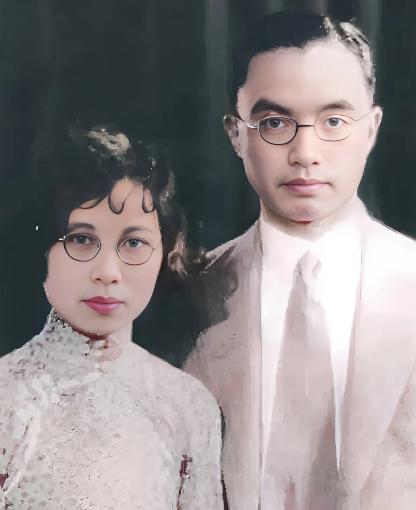 1929年，前妻去世不久，朱自清就对齐白石的徒弟陈竹隐一见钟情，陈竹隐不愿意给他