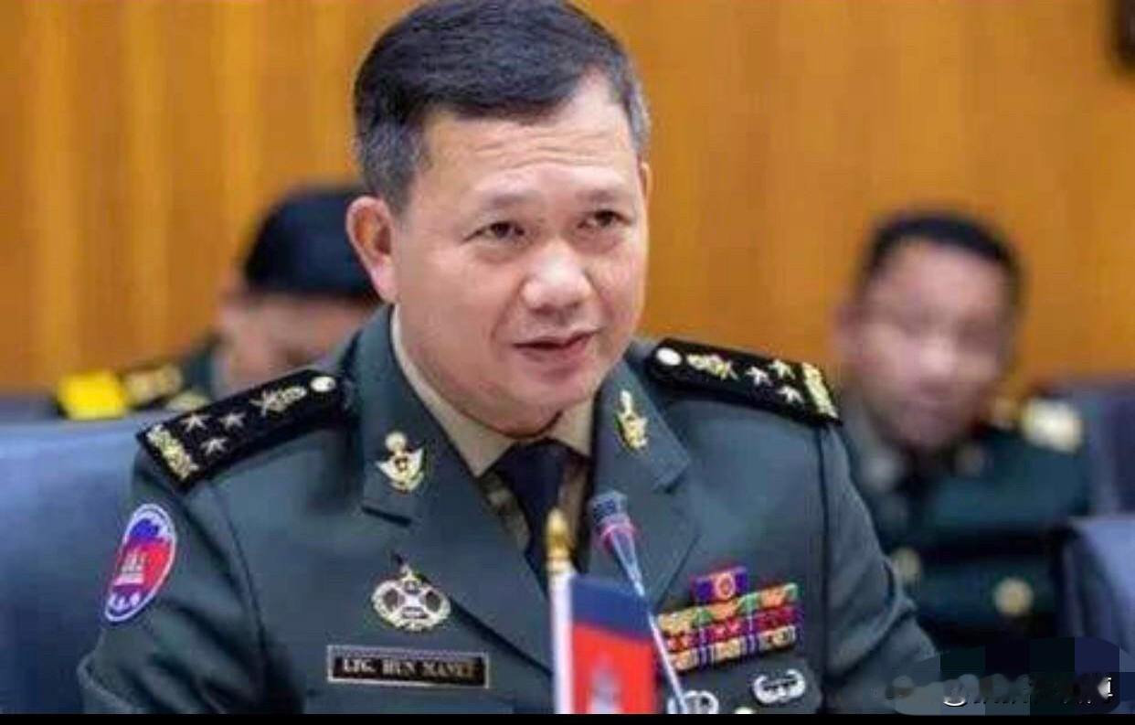 泰柬冲突，洪玛奈作为美国西点军校毕业的高材生，为什么不亲临一线去指挥作战。以他的