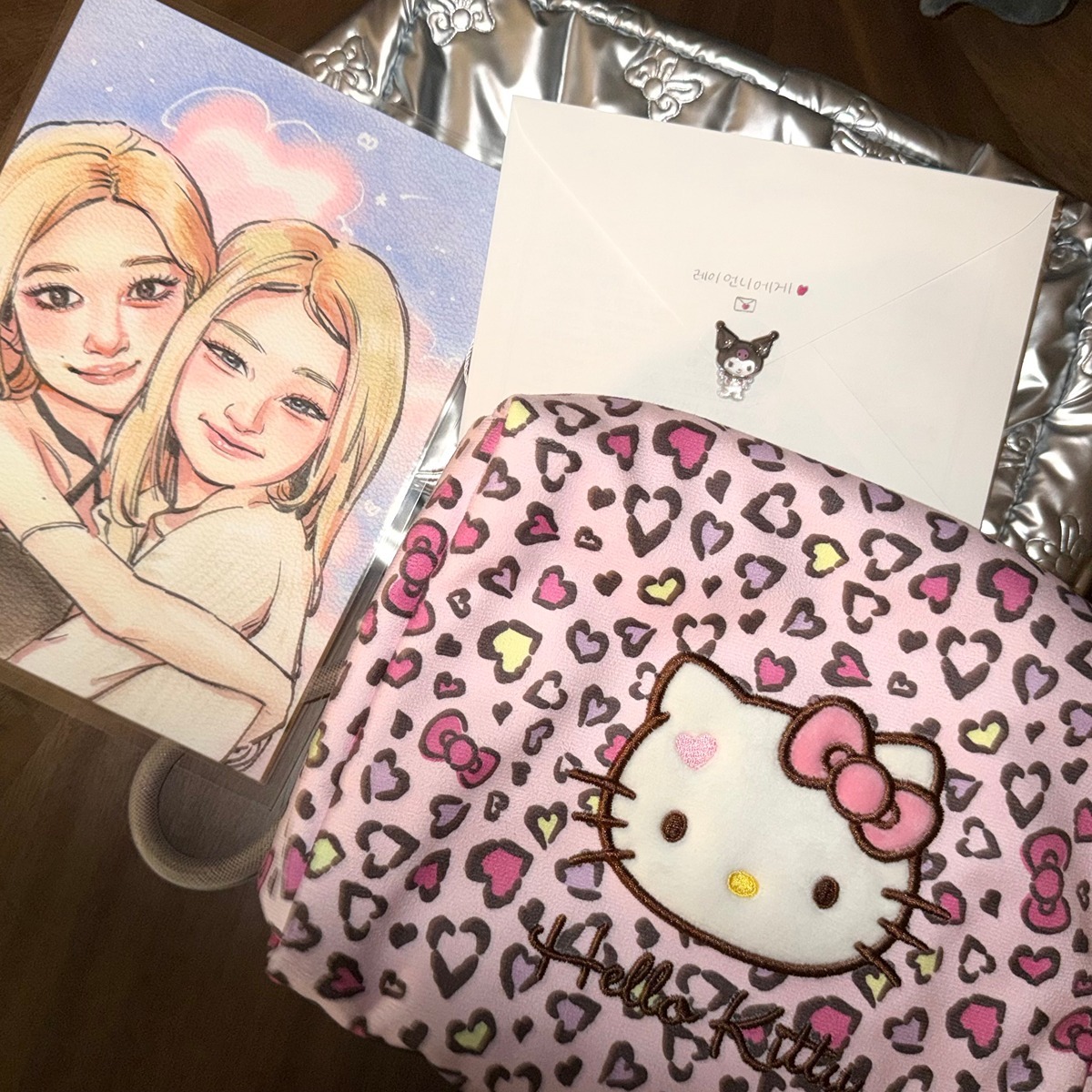 惊喜收到KiiiKiii HAUM礼物的ReiRei：我能再炫耀一下吗？HAUM