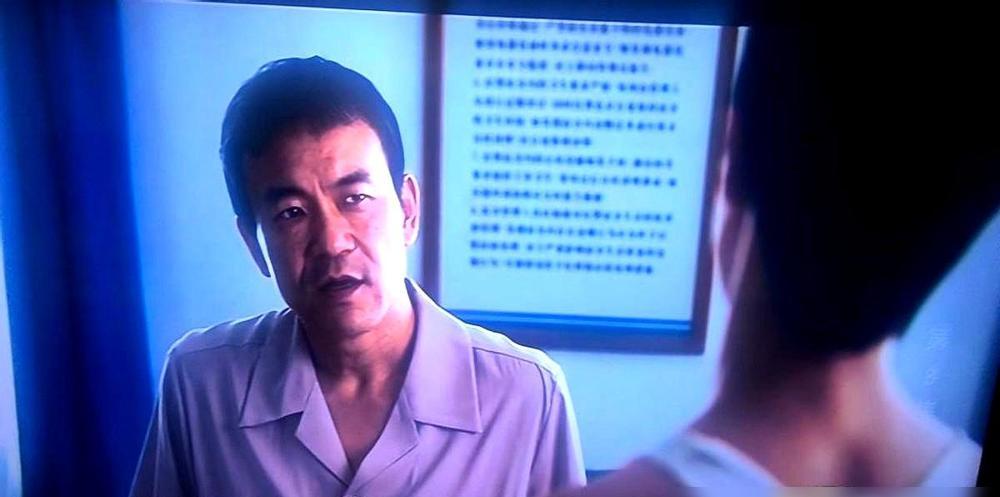 70岁影帝廖凡，被一部“破烂剧本”硬生生拖进泥潭？
看完气得我直拍大腿！
真没想