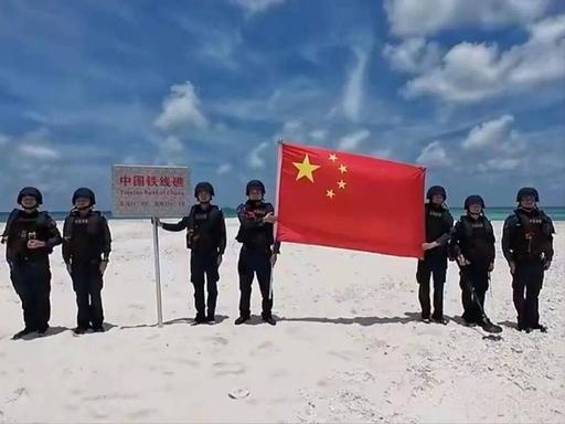 南海的较量，有时候不像外界想象得那么热闹，不是谁喊得响，谁就能把局面稳住，真正要