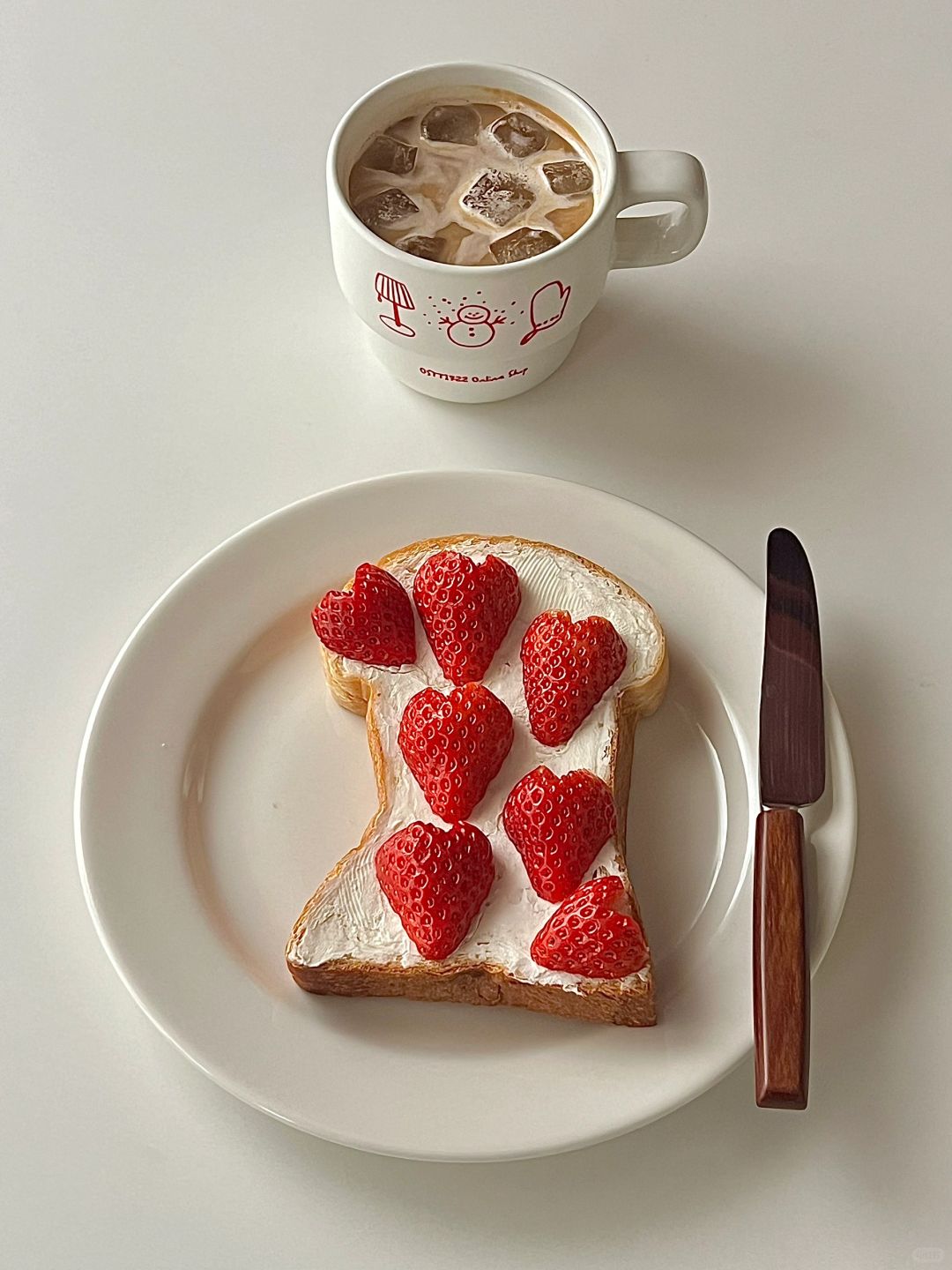 极简早餐| 爱心草莓奶酪吐司🍓