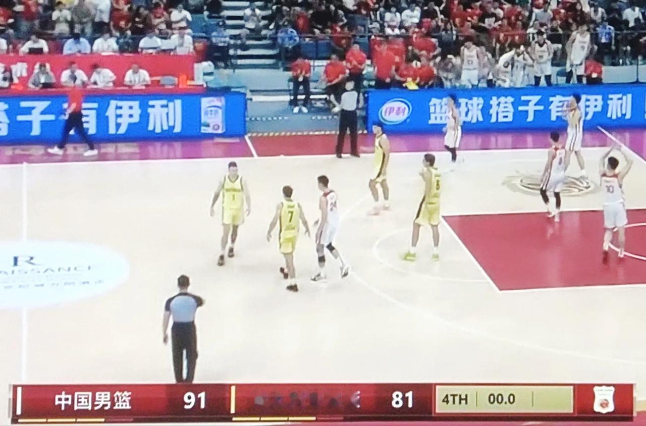 男篮热身赛91-81战胜澳大利亚，因为是检验亚洲杯赛阵容，从比赛过程说两个表现最