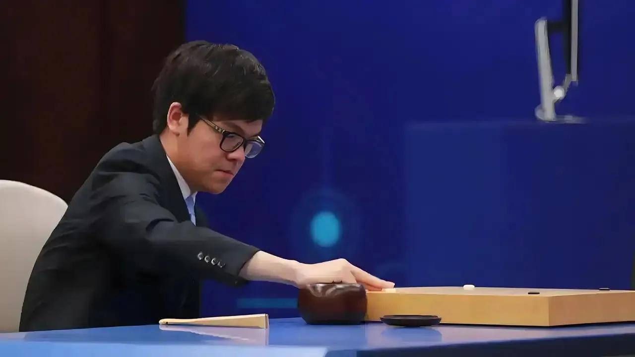 小时候看棋魂，不理解藤原佐为为什么会因为被污蔑作弊就投水自尽，也不是太理解“没有