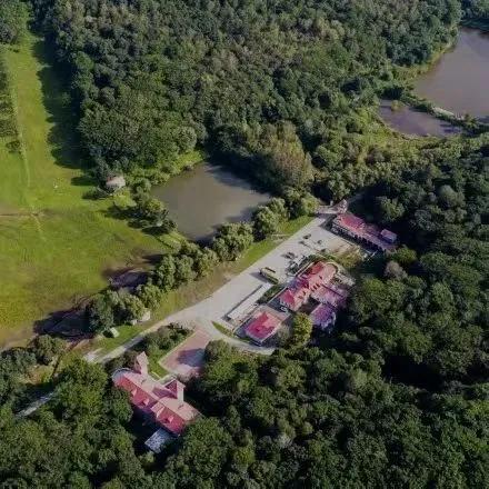 玉泉狩猎与自然研学基地
黑龙江省青少年自然教育绿色营地
哈尔滨玉泉国际狩猎场
是