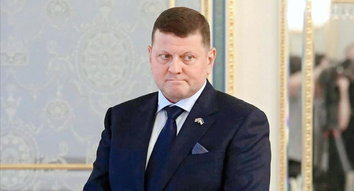 乌军前总司令扎卢日内表示，乌克兰在前线已经使尽了所有技术手段，而俄罗斯则针对乌克