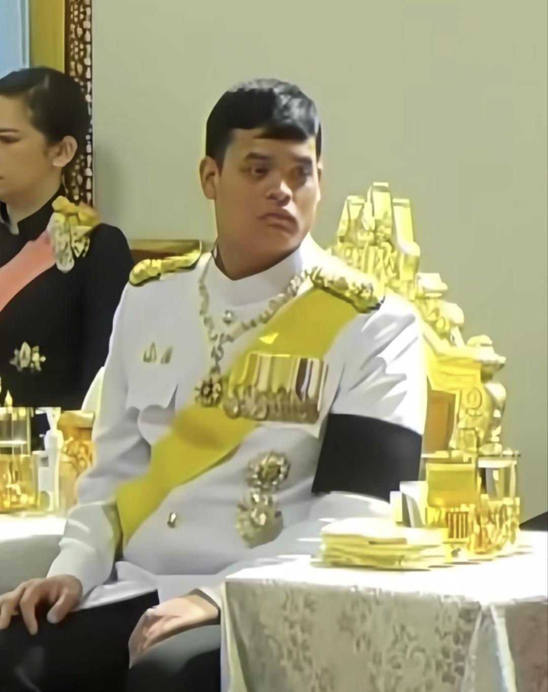 长姐帕公主的离世，提帮功王子最难过了！帕公主比他大26岁，真应了长姐似母的说法。