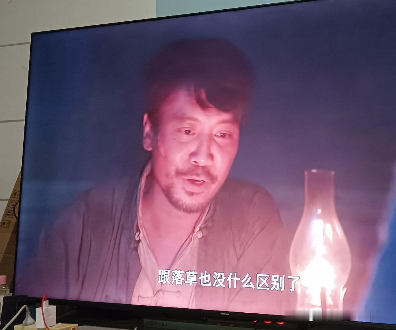 九个弹孔:李智信学习结束后，就空降到袁少康组建的游击队成了的领导；

他跟上级商