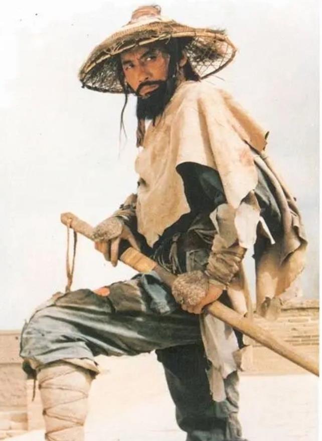 黑神话钟馗新实机 这个新主角（图1）比起现在的古偶剧，算是一股清流了，不是尖下巴