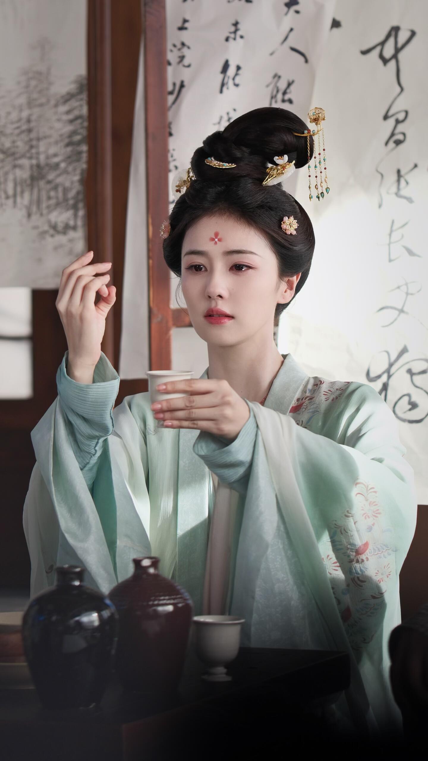 好喜欢这两张白鹿