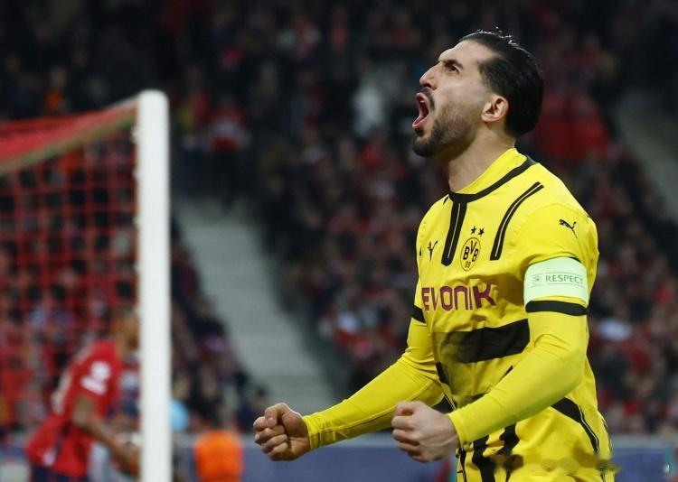 2月24日 多特官方消息，施洛特贝克和埃姆雷·詹参加了球队备战欧冠的最后一次训练