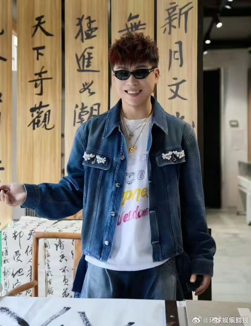 胡彦斌真没空管易梦玲歌手2026 忙于节目录制的同时用心打磨舞台，胡彦斌用充分准