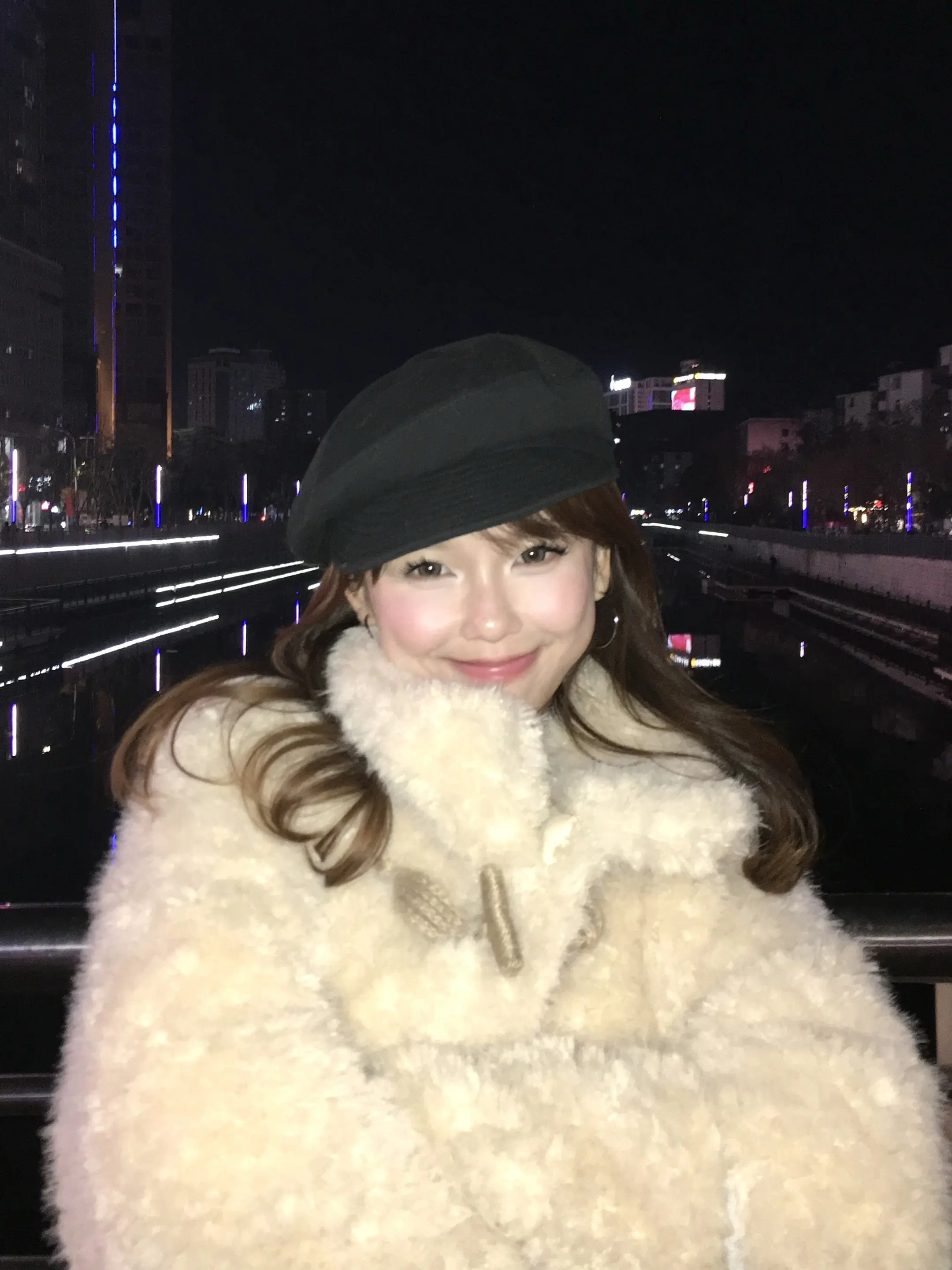 漂亮小姨回家过年喽🐰。