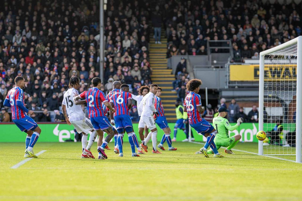 【感谢队友们】打破英超进球荒的齐尔克泽在赛后感谢队友：“这是世界上最大的俱乐部之