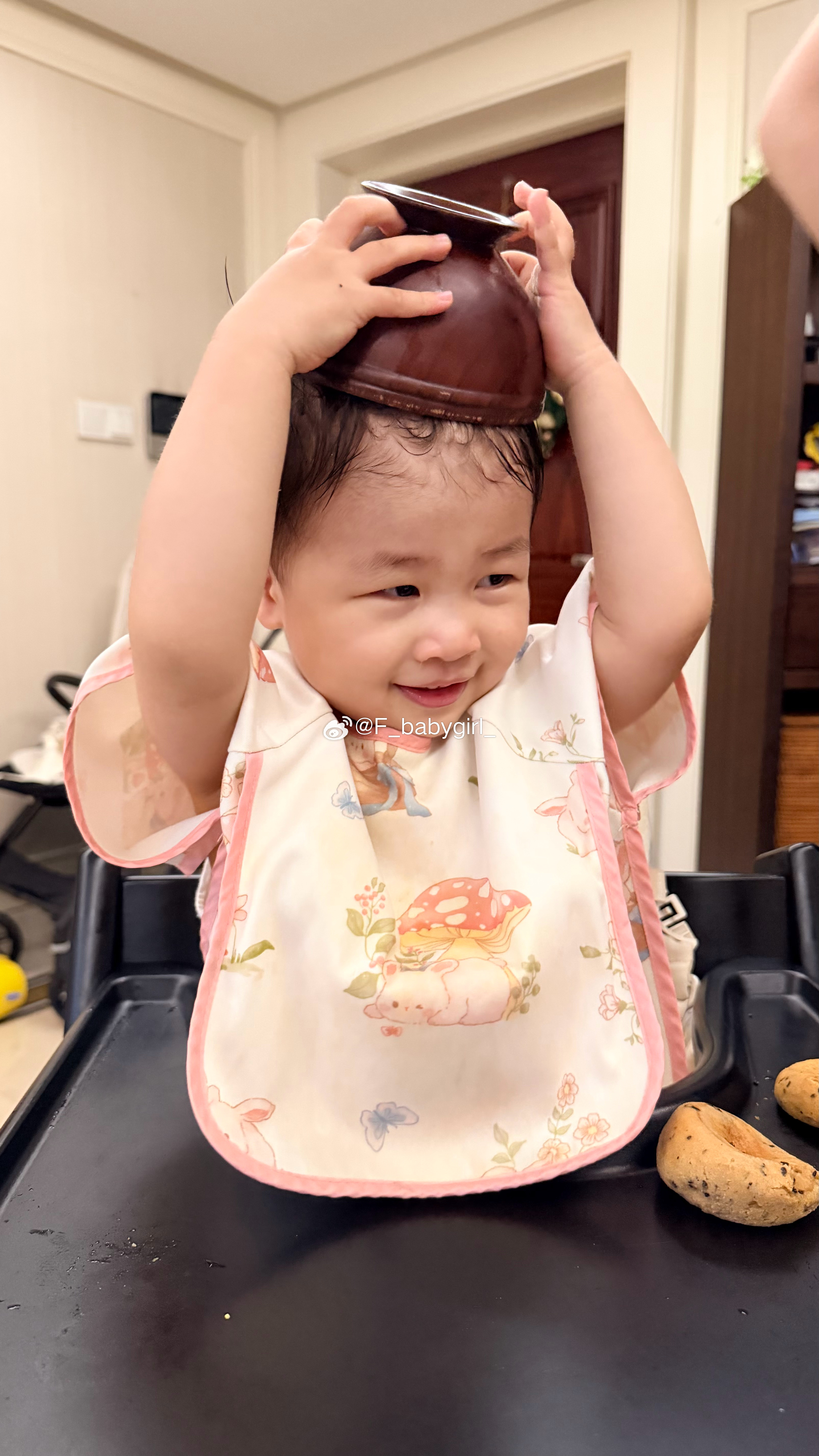 今天是买买提派～直接9宫格给你们看过瘾！最后把这个碗给我摔坏了…派总成长记