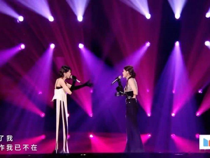 曾沛慈曾沛慈叶一茜歌手互飙乘风2026用心诠释经典曲目，实力唱功圈粉无数，大家由