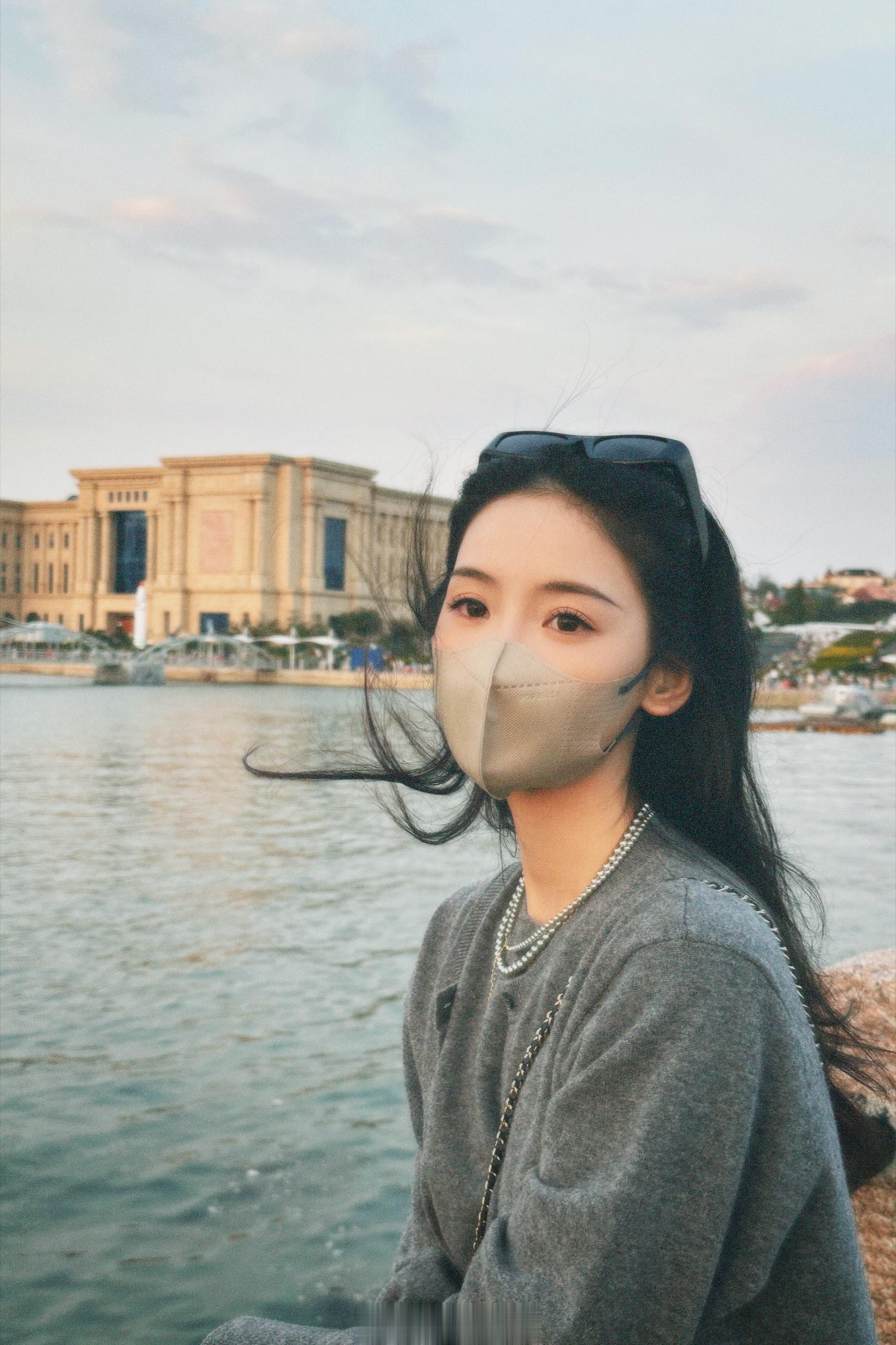 十一出来玩真的是大失误！！！人也太多了😭但青岛的秋天好舒服！🍁难为tan尽量