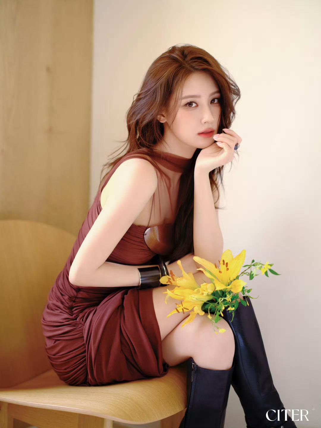 赵美延 呈仕CITER July 2025.7月刊封面大片摄影: 任欣羽 ​​​