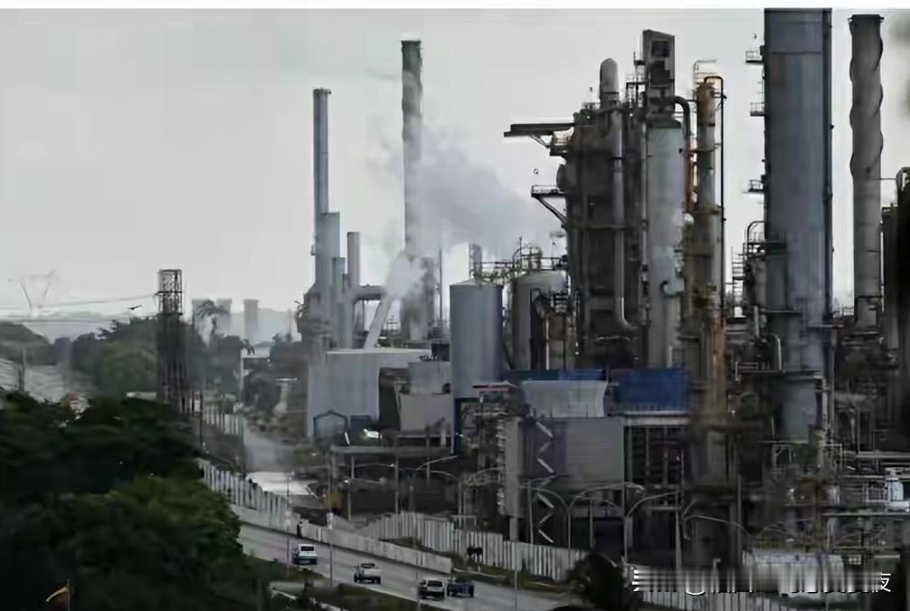 明抢5000万桶石油后，特朗普转头才发现：中方连一桶都不肯买了