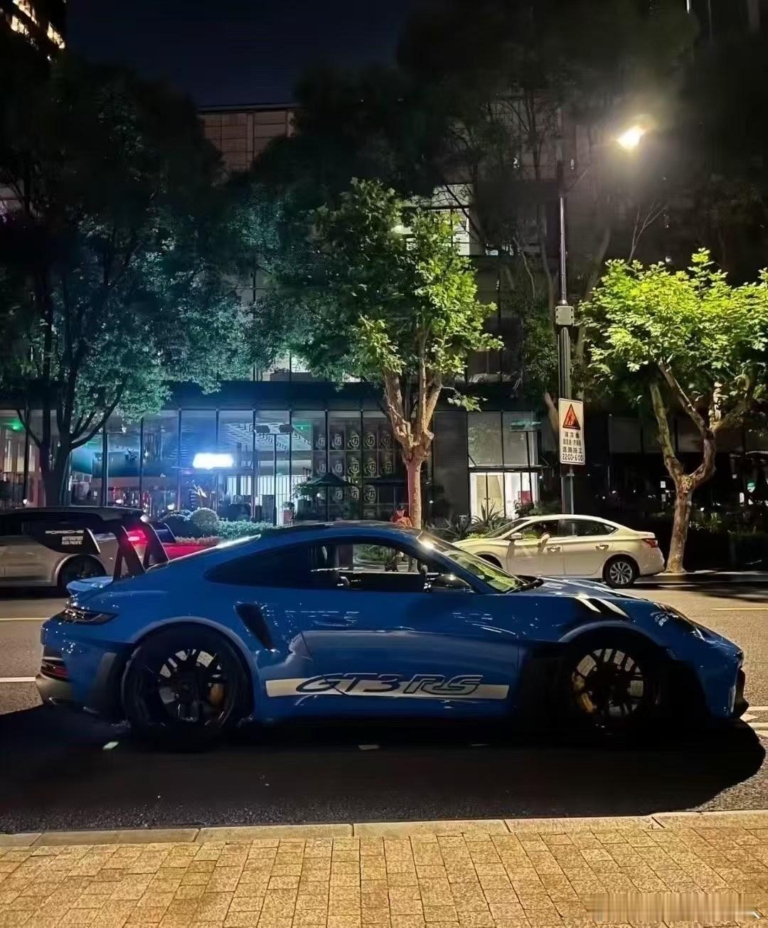 保时捷992 GT3 RS 欧规，24年上牌6000多公里 ​​​