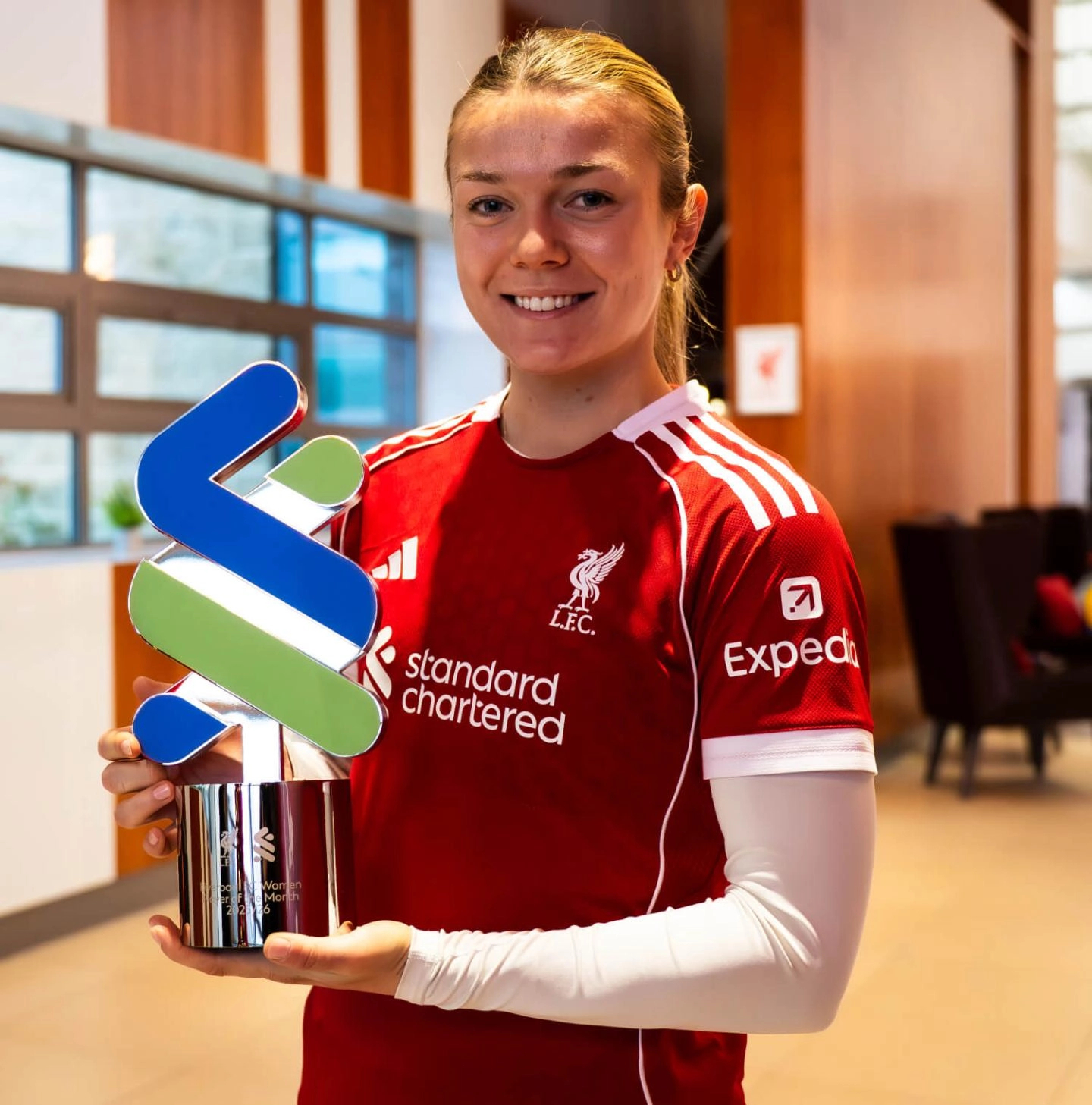 利物浦女足 奥尔松在11月四场比赛场场破门总计打入六球——其中包括在联赛杯的首个