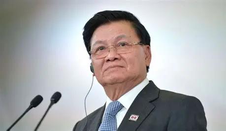 老挝这波操作，直接把全世界看傻了！

从今年6月1号开始，老挝海关对新的汽油车、