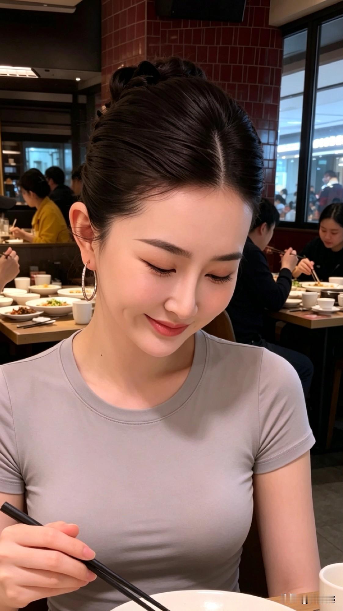 又来我喜欢的小面馆干饭啦，还是熟悉的味道，香迷糊了！